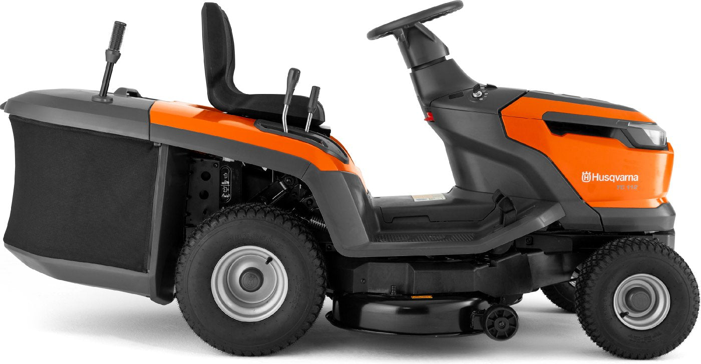 Husqvarna Rasentraktor TC 112 Mit 413 AE Motor 14 PS Kompaktes Design Und Ergonomische Bedienung Für Kleine Rasenflächen